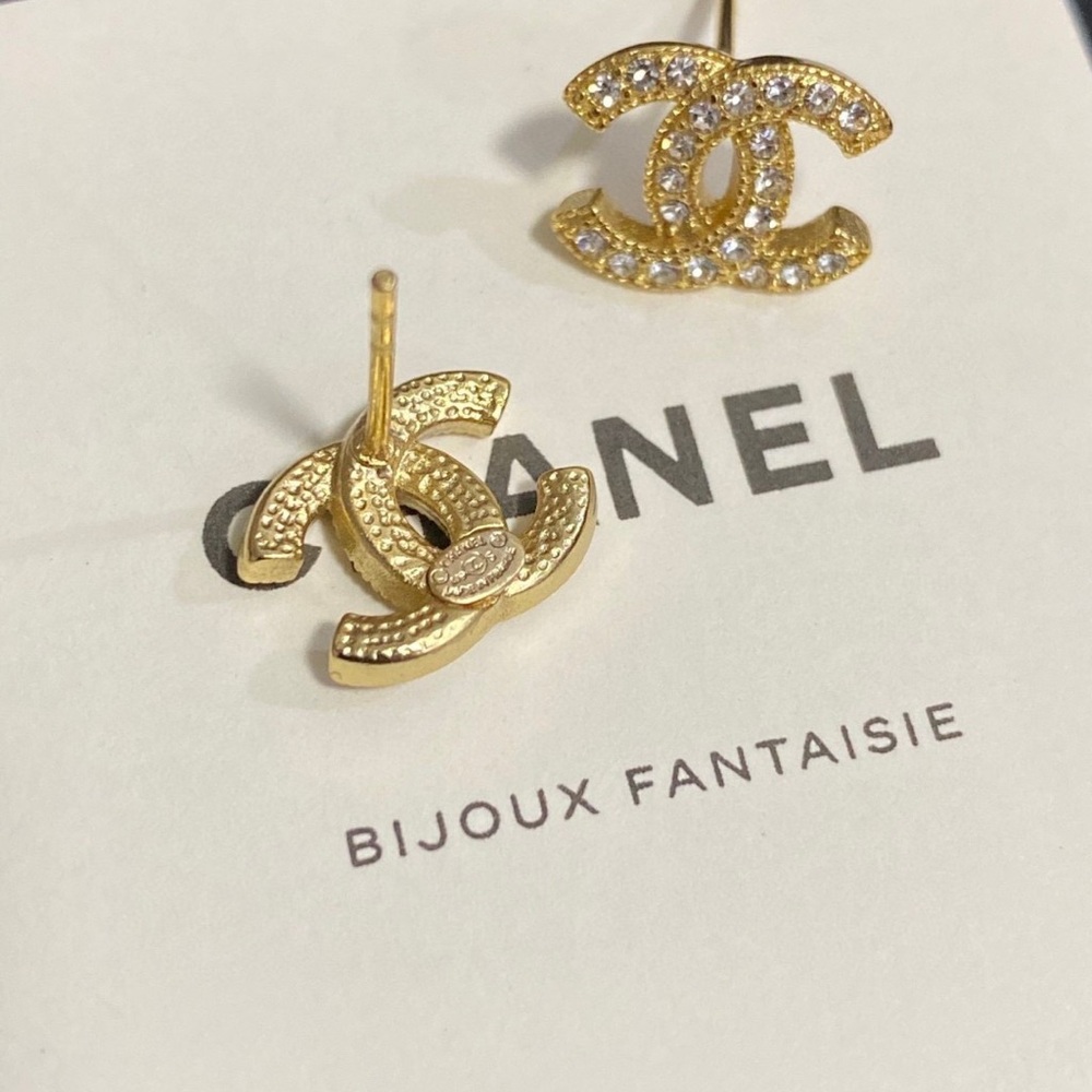 Chanel Classic CC Logo Crystal Stud Earrings - Picture 3 of 3